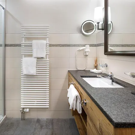 Hotel Eiger Swiss Quality 4*