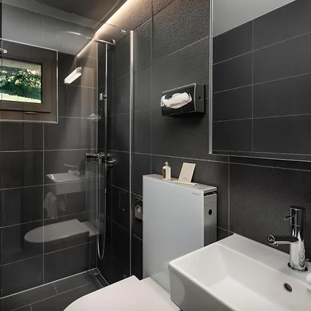 Eiger Swiss Quality 4*