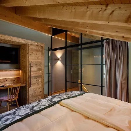 Eiger Swiss Quality 4*